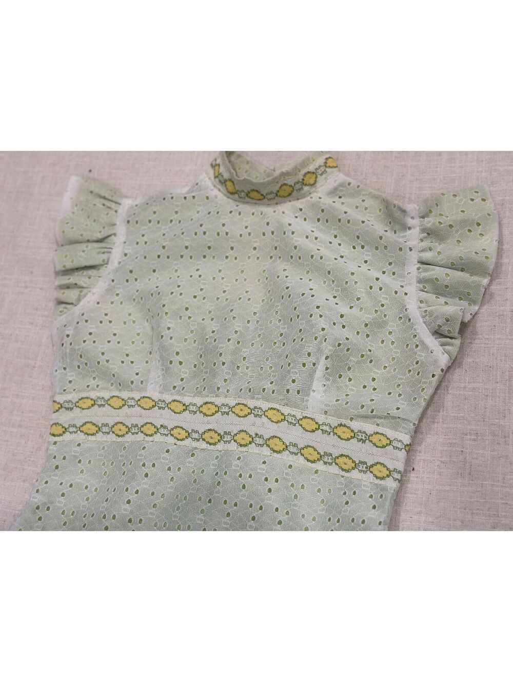Vintage Kay Stone XS/S White Eyelet Lace Dress Lime Green Underlay Yellow Trim